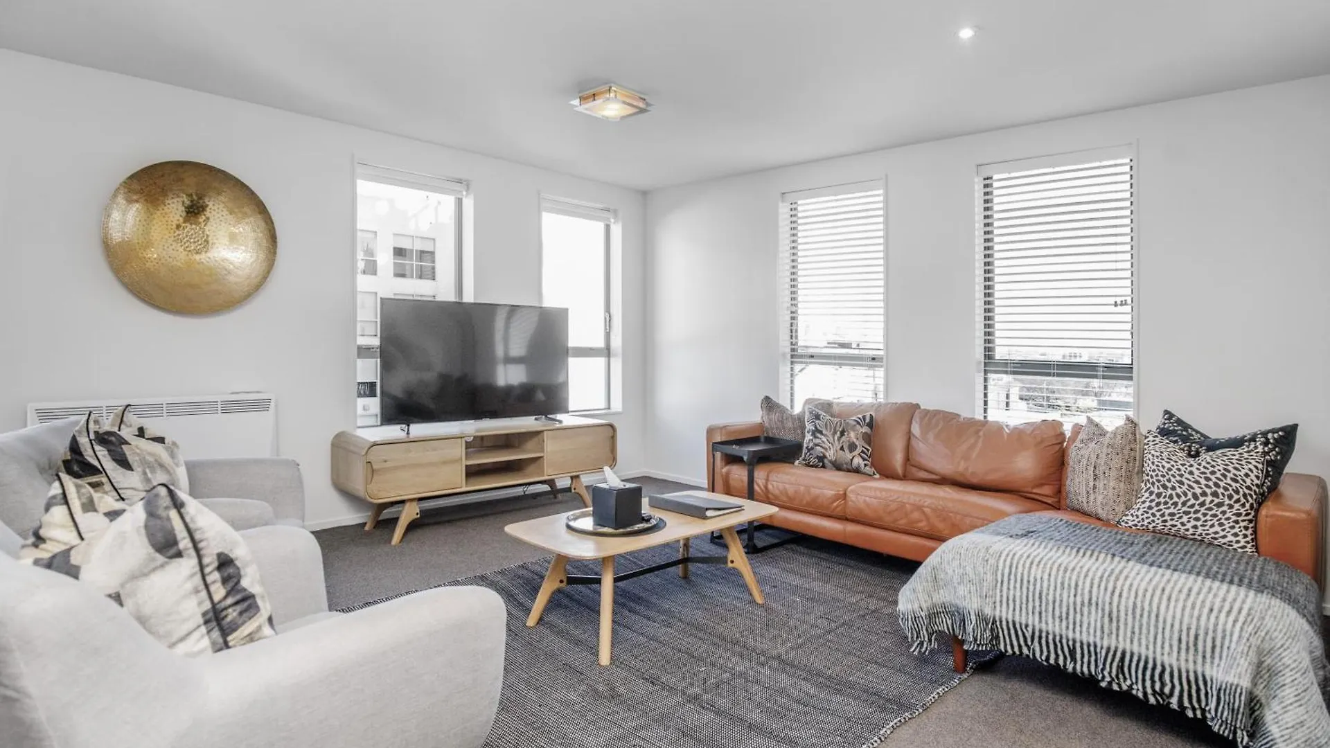 Cathedral Junction Apartments Крайстчёрч Новая Зеландия