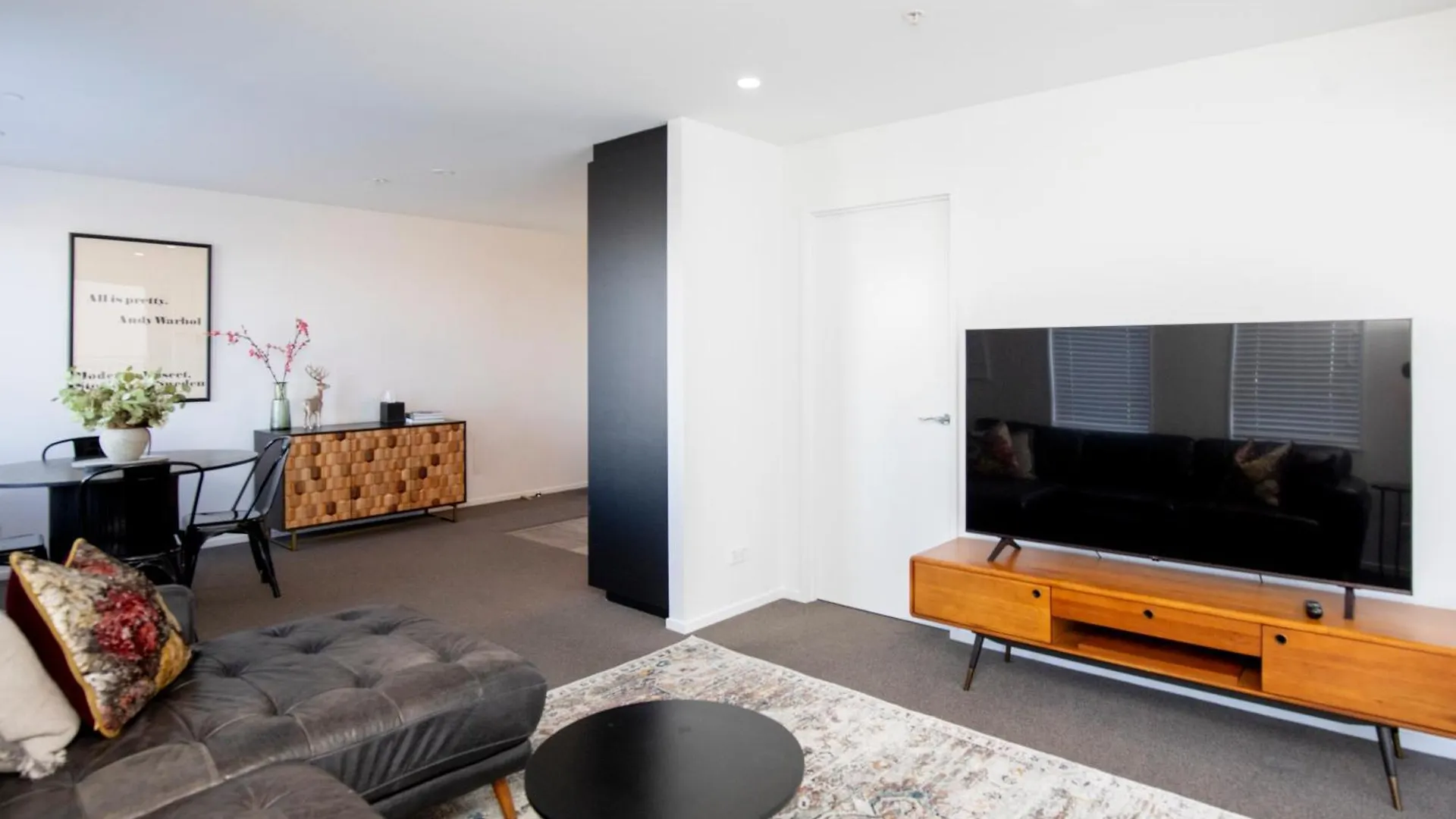 Cathedral Junction Apartments Крайстчёрч Новая Зеландия